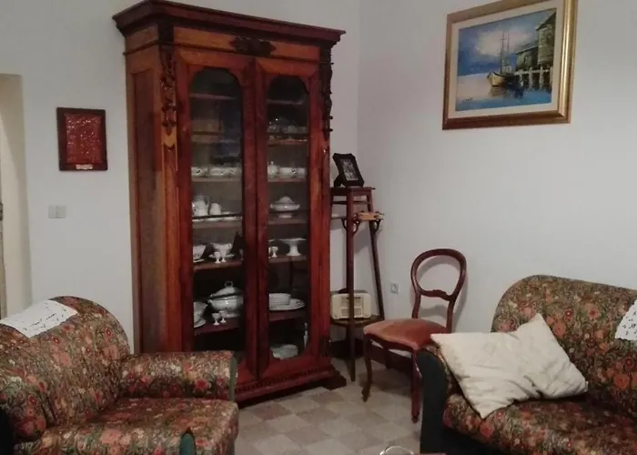 Erminia Oda ve Kahvaltı *